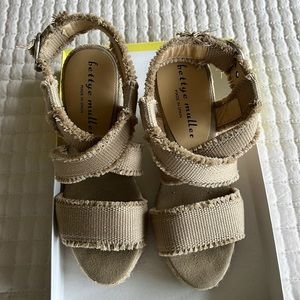 Wedge sandals - size 6 - preowned, good condition, Bettye Muller brand, beige